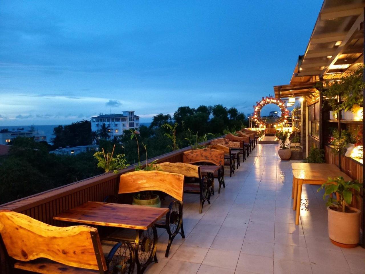T&T Hotel And Spa Duong Dong Exterior foto