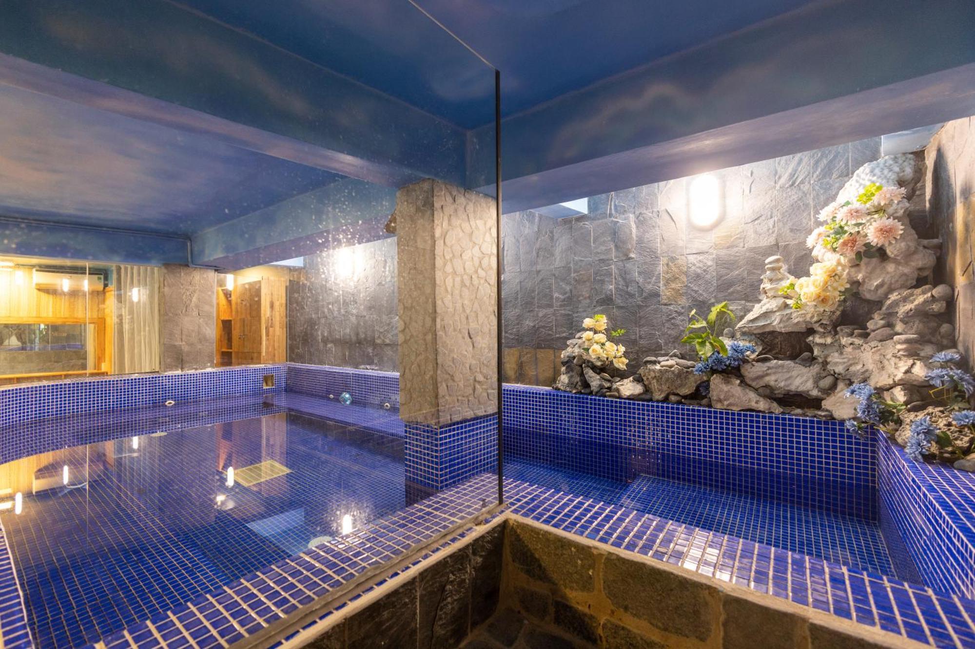 T&T Hotel And Spa Duong Dong Exterior foto
