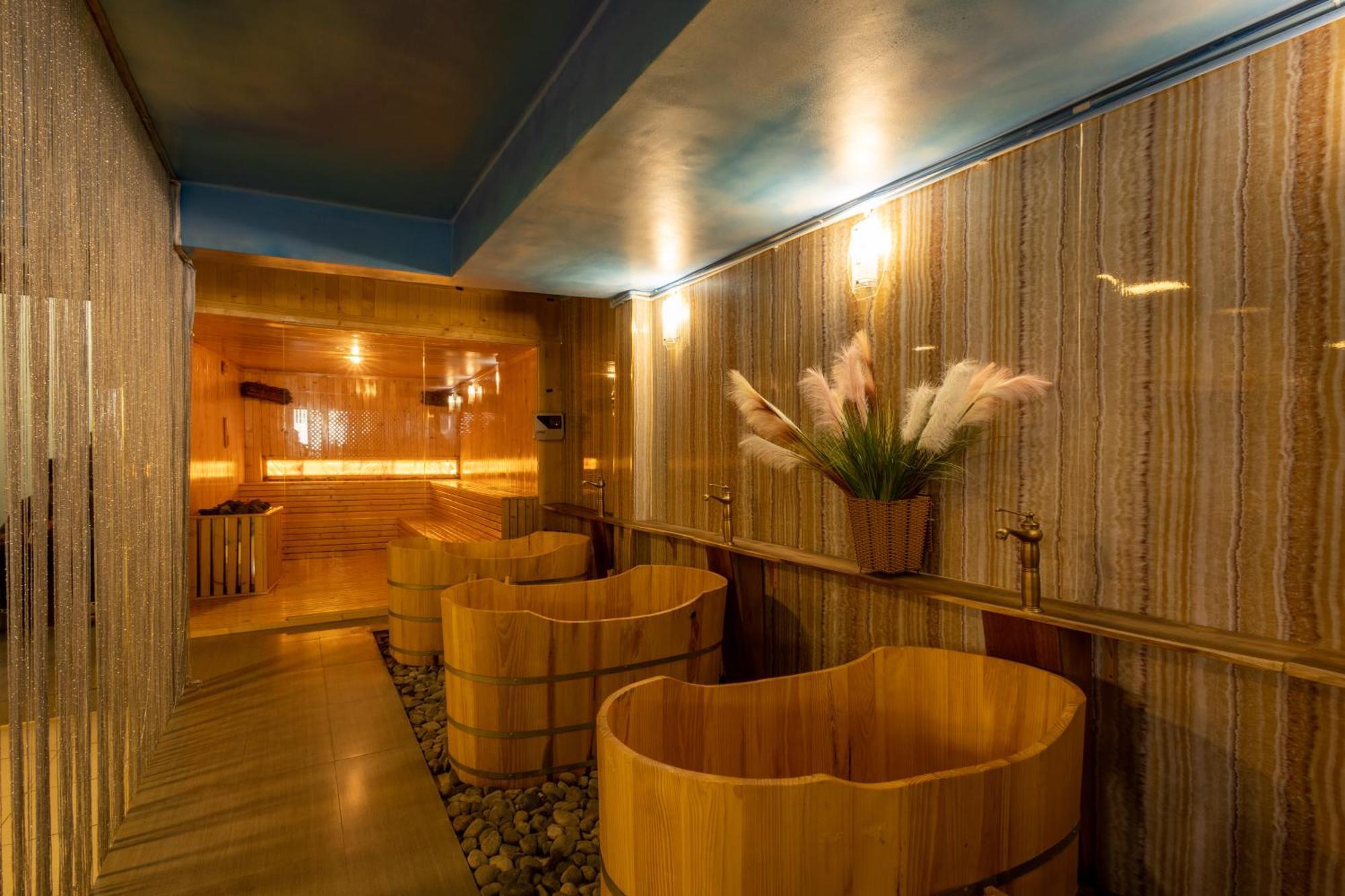 T&T Hotel And Spa Duong Dong Exterior foto