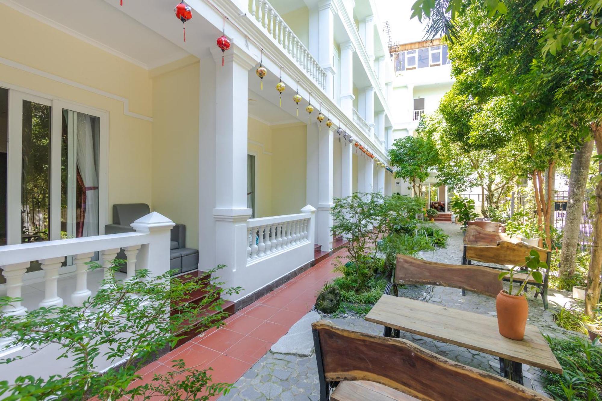 T&T Hotel And Spa Duong Dong Exterior foto