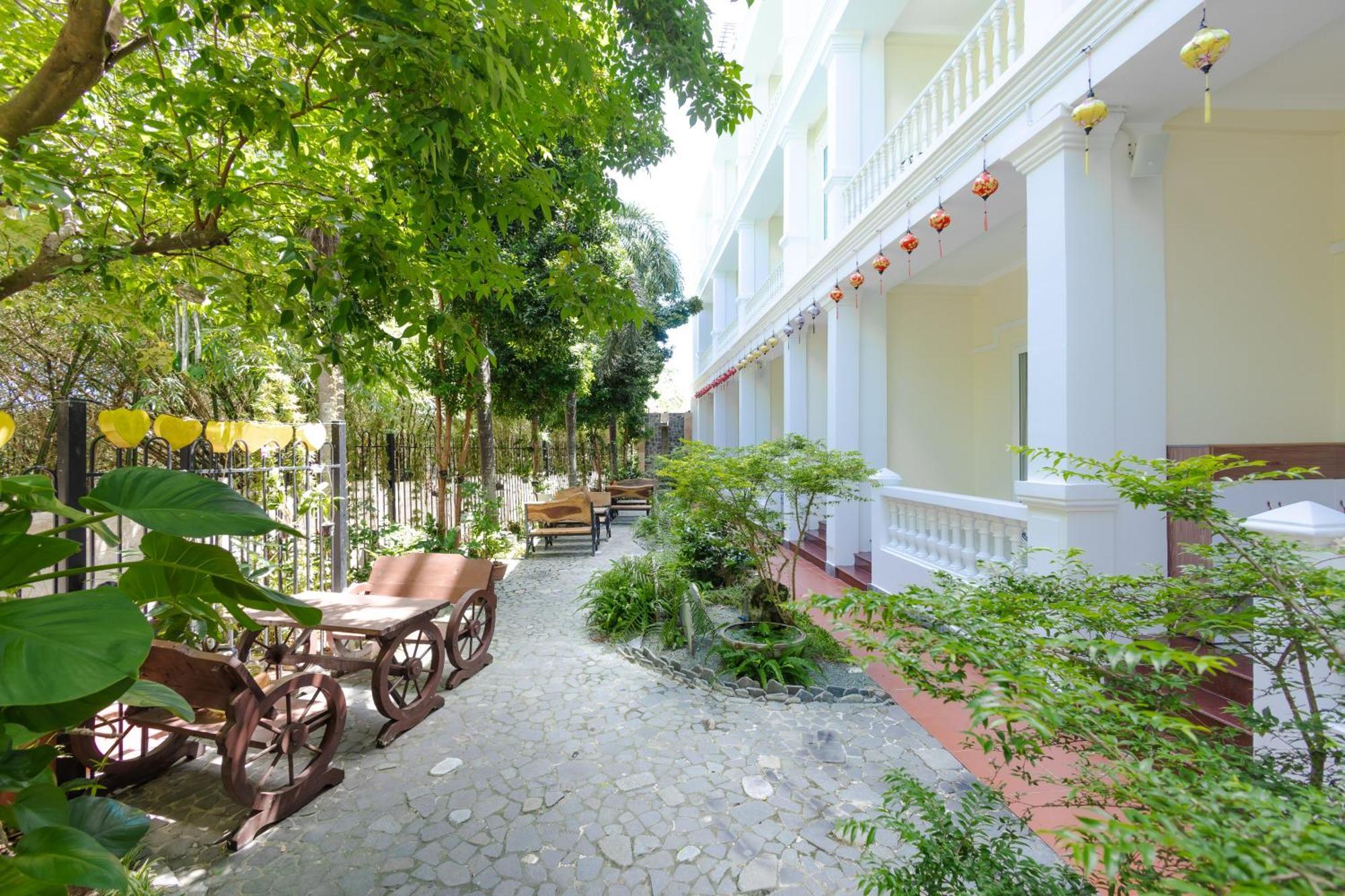T&T Hotel And Spa Duong Dong Exterior foto