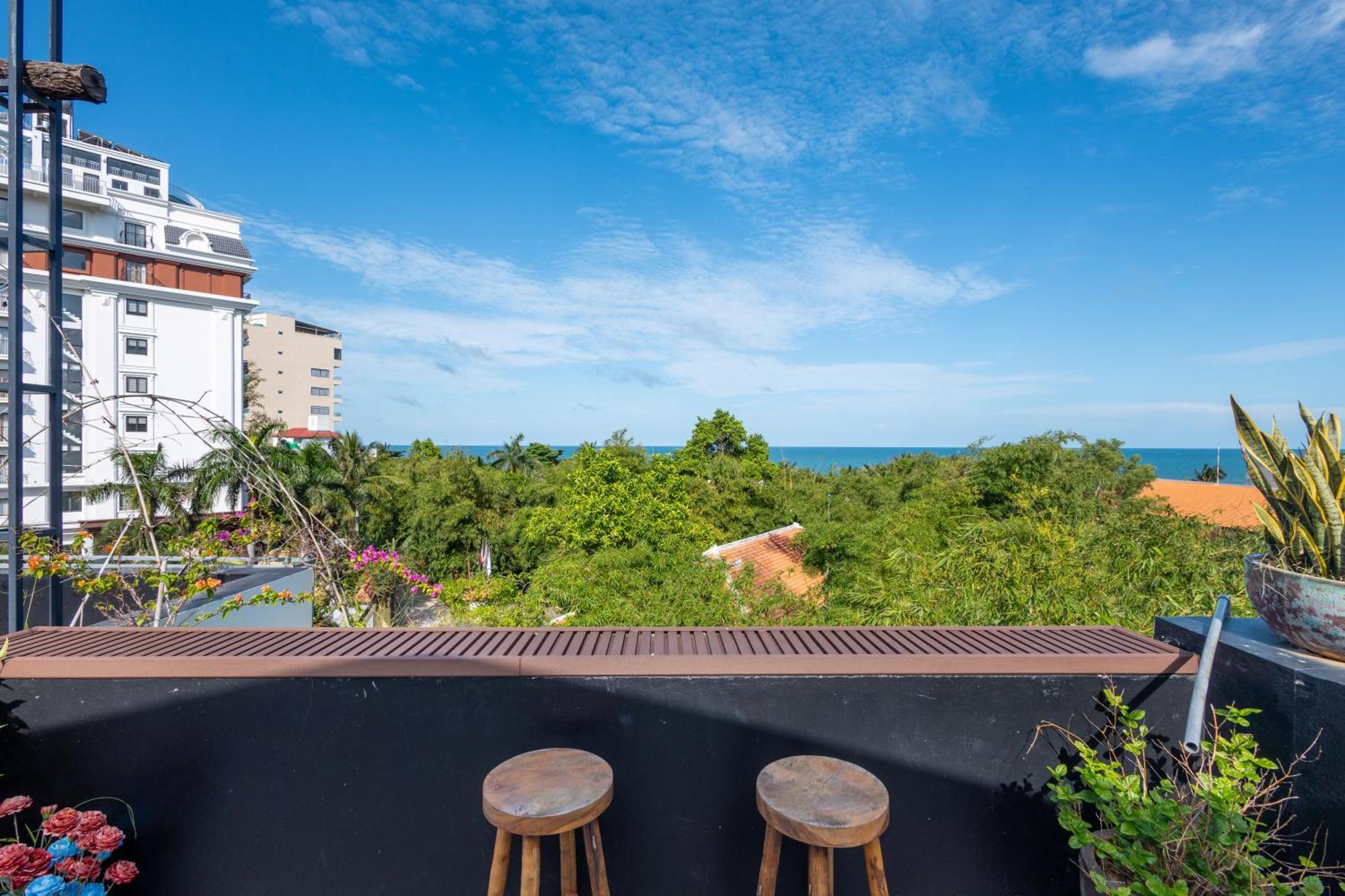 T&T Hotel And Spa Duong Dong Exterior foto